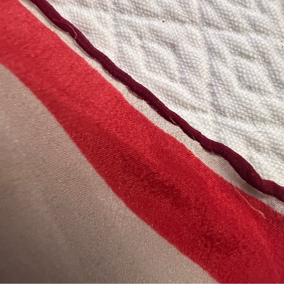 VERA NEUMANN Vintage Roses Printed Silk Chiffon Scarf - Picture 5 of 10